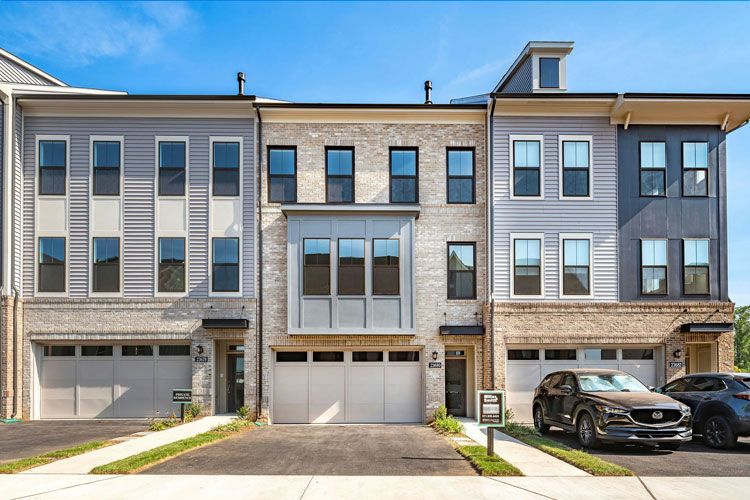 42976 Truman Ter (Miraval)