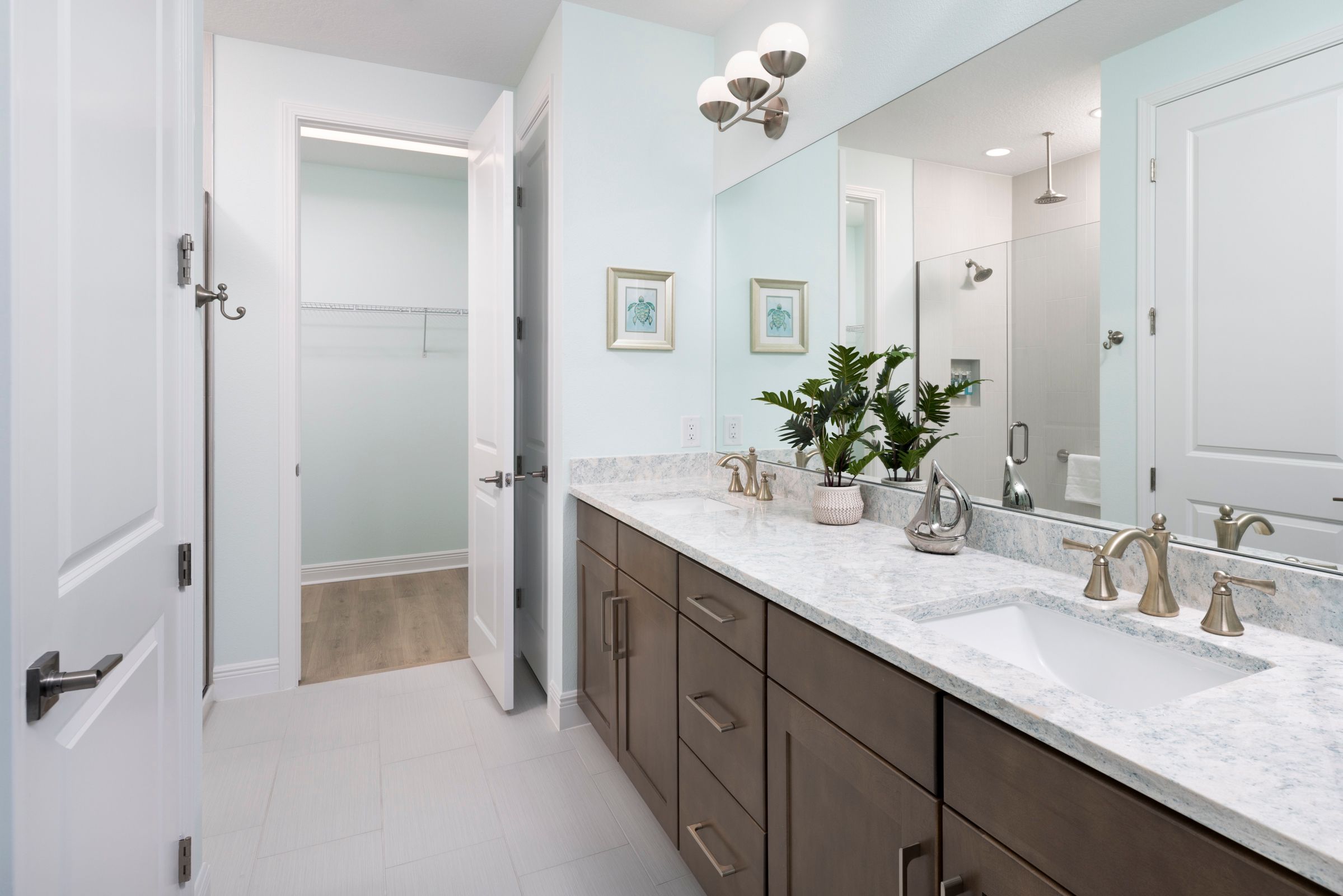 Mango Primary Bathroom