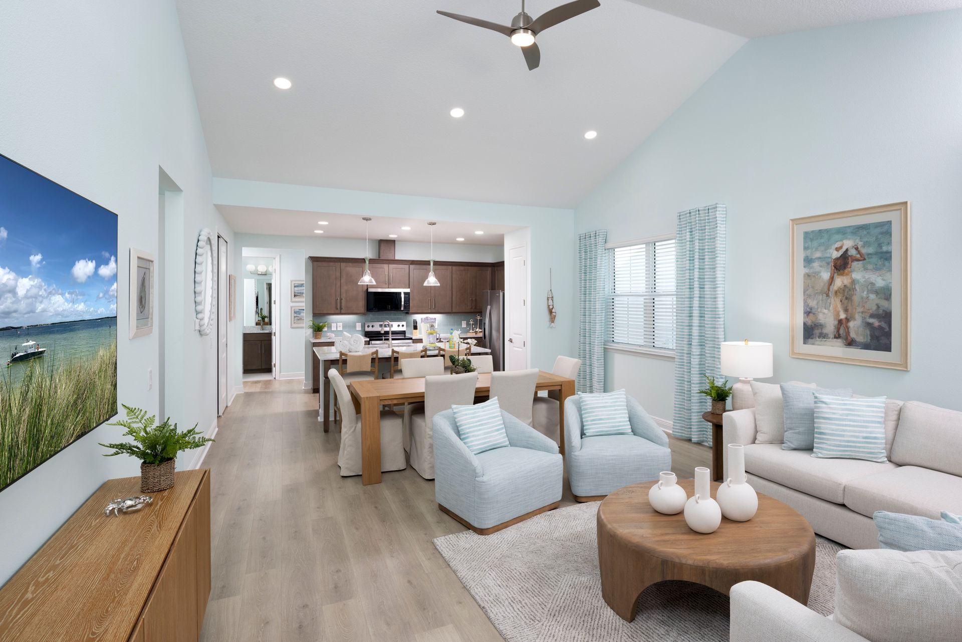 Mango Living/Kitchen