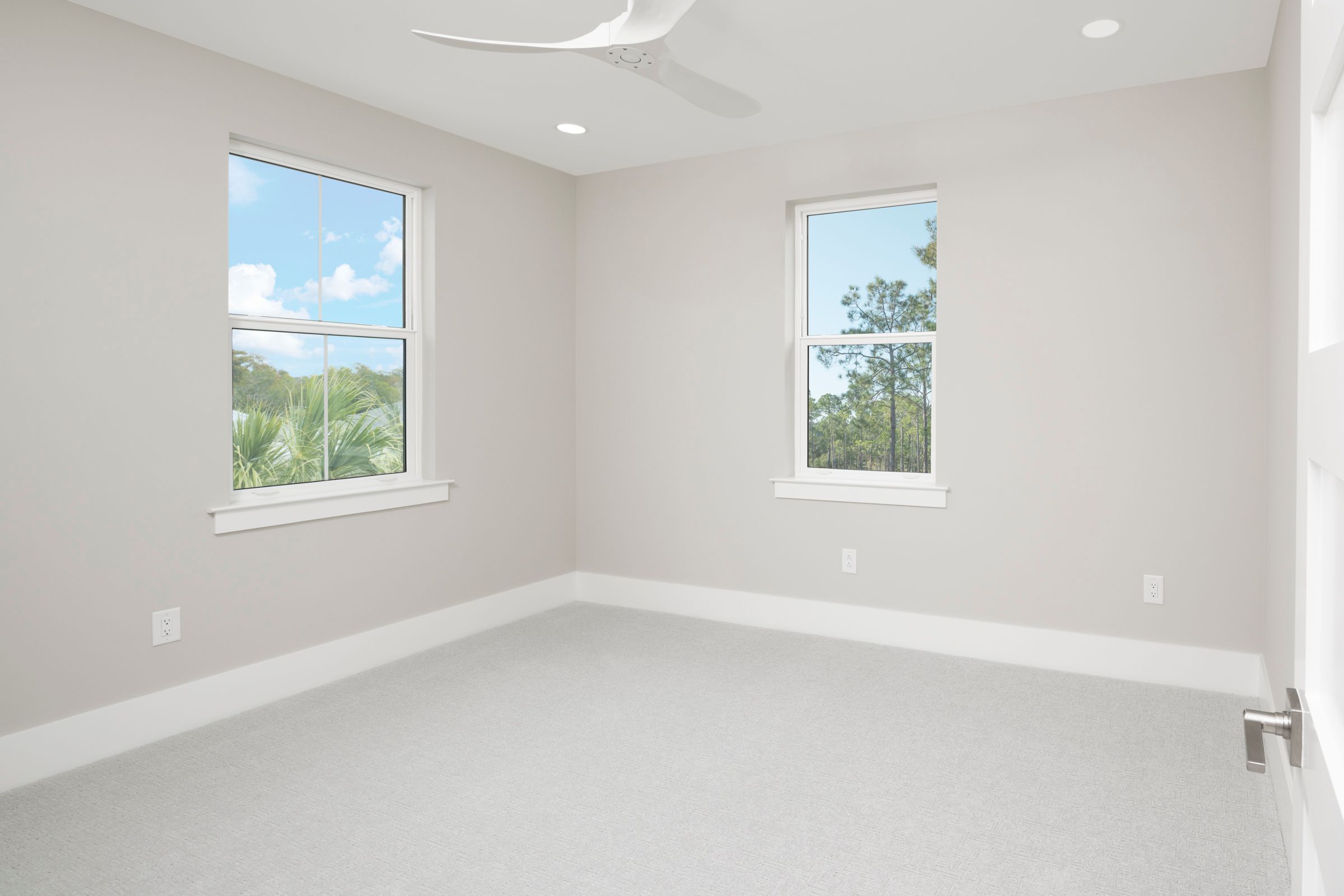 Grand Mainsail Guest Bedroom