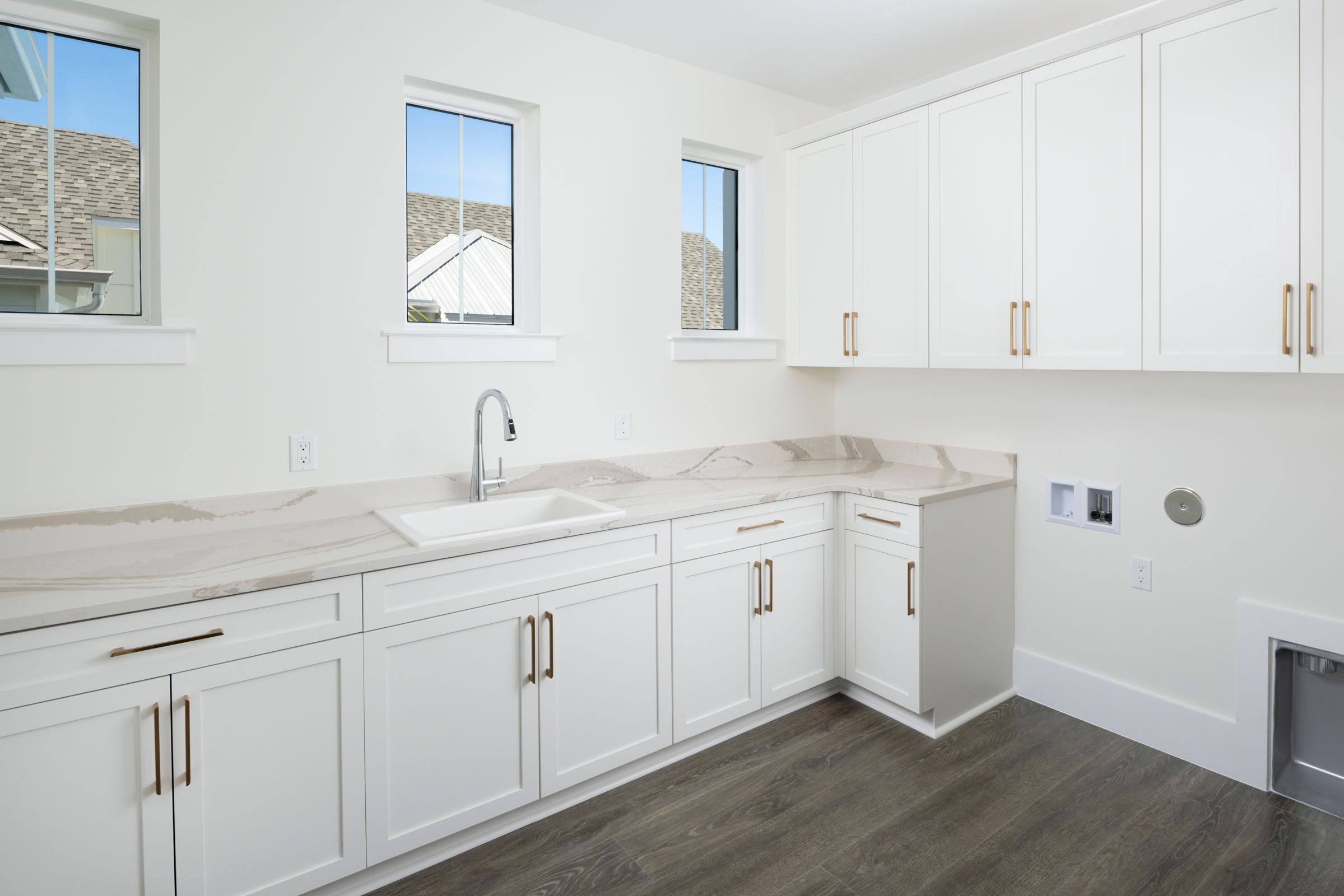 Grand Spinnaker Laundry