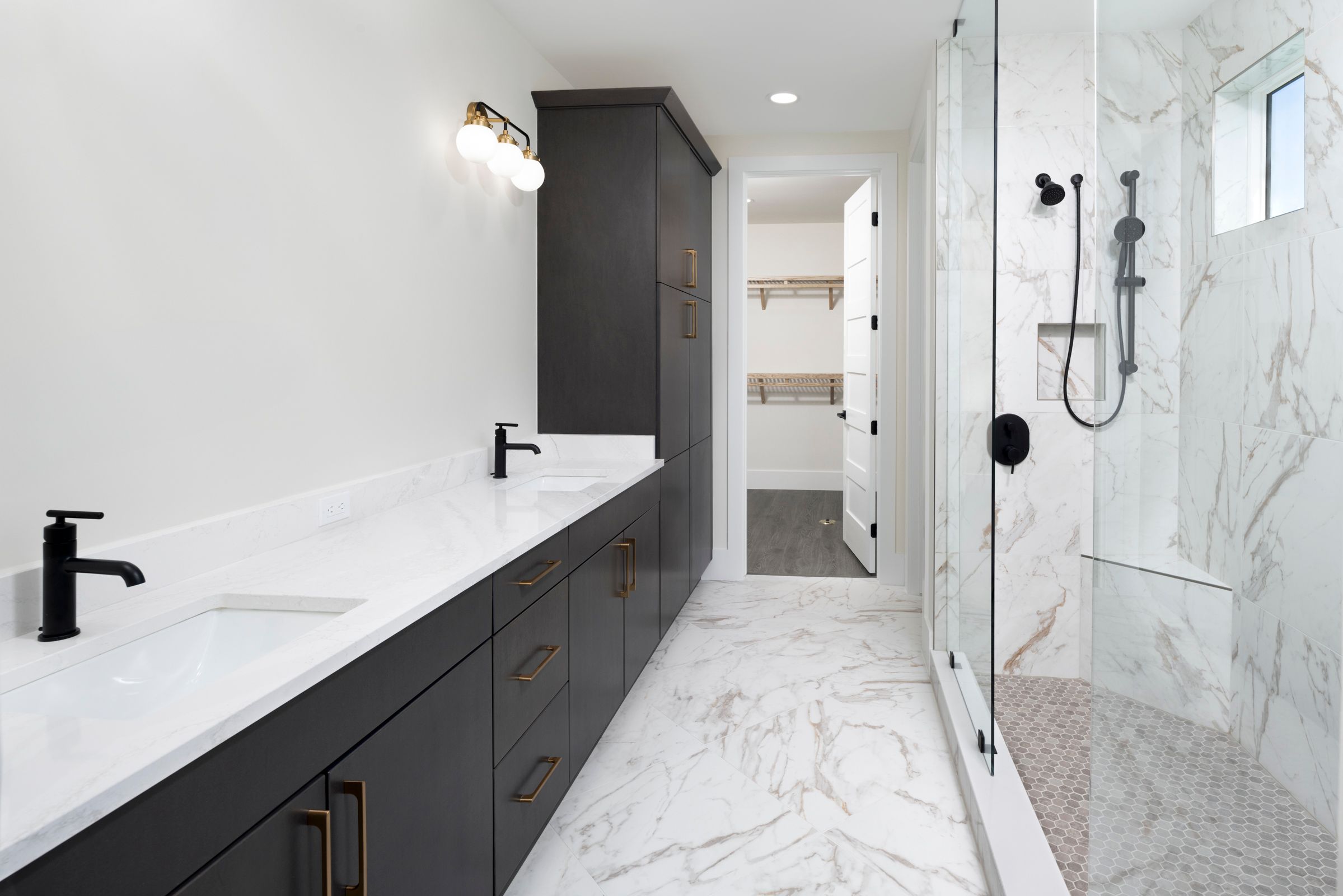 Grand Spinnaker Primary Bath