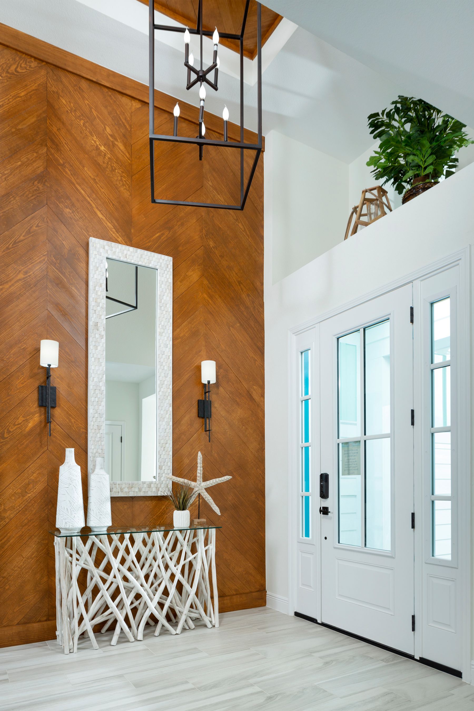 Trinidad Bay Foyer
