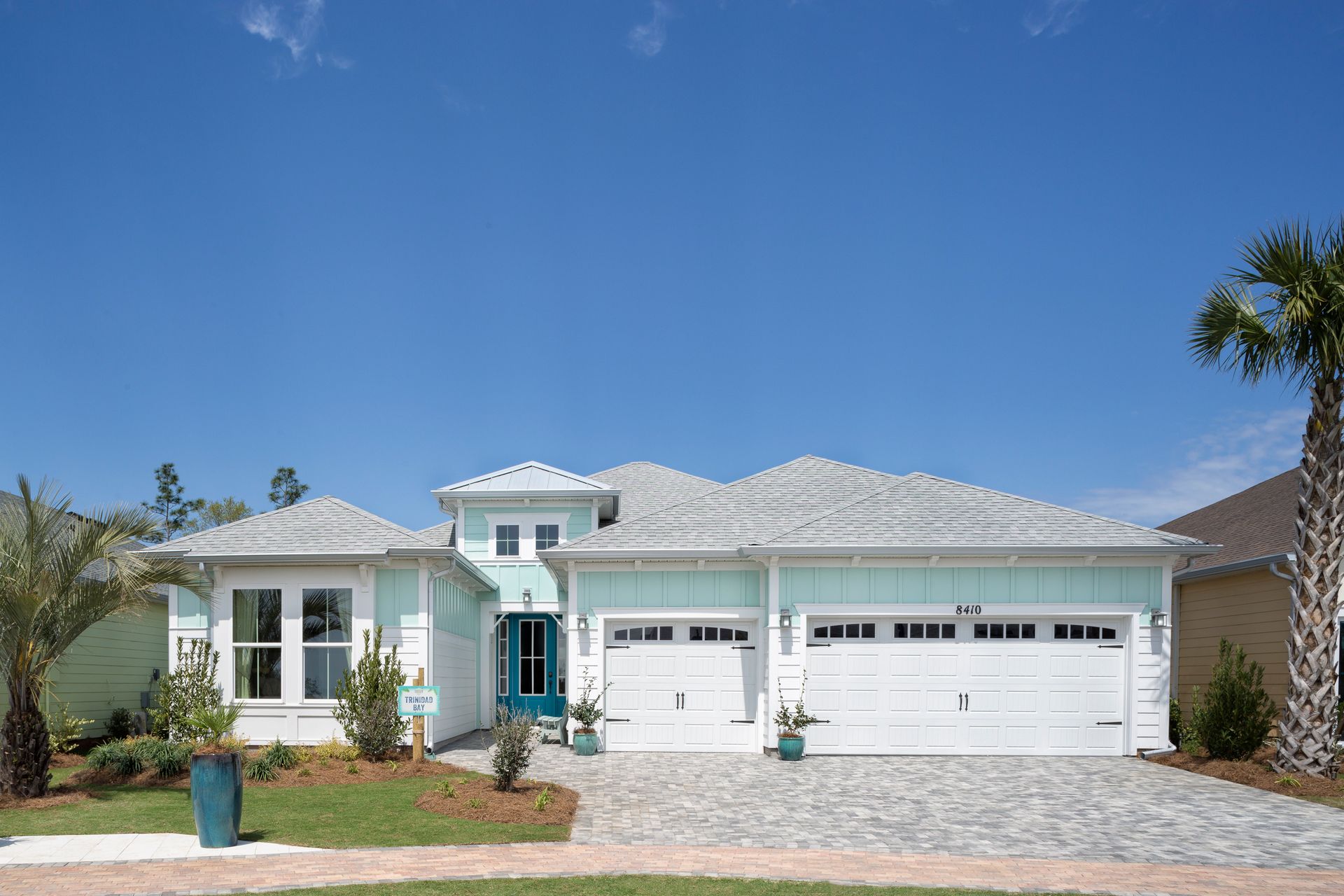 Trinidad Bay Exterior