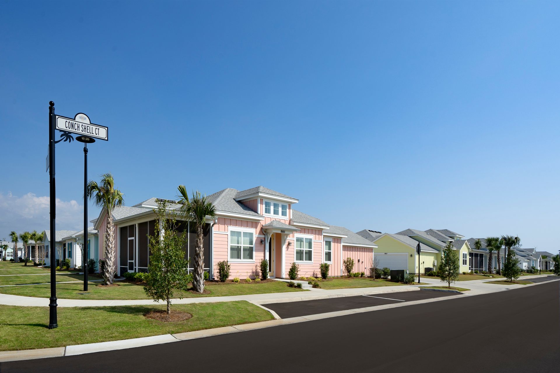 Conch Cottage Streetscape 