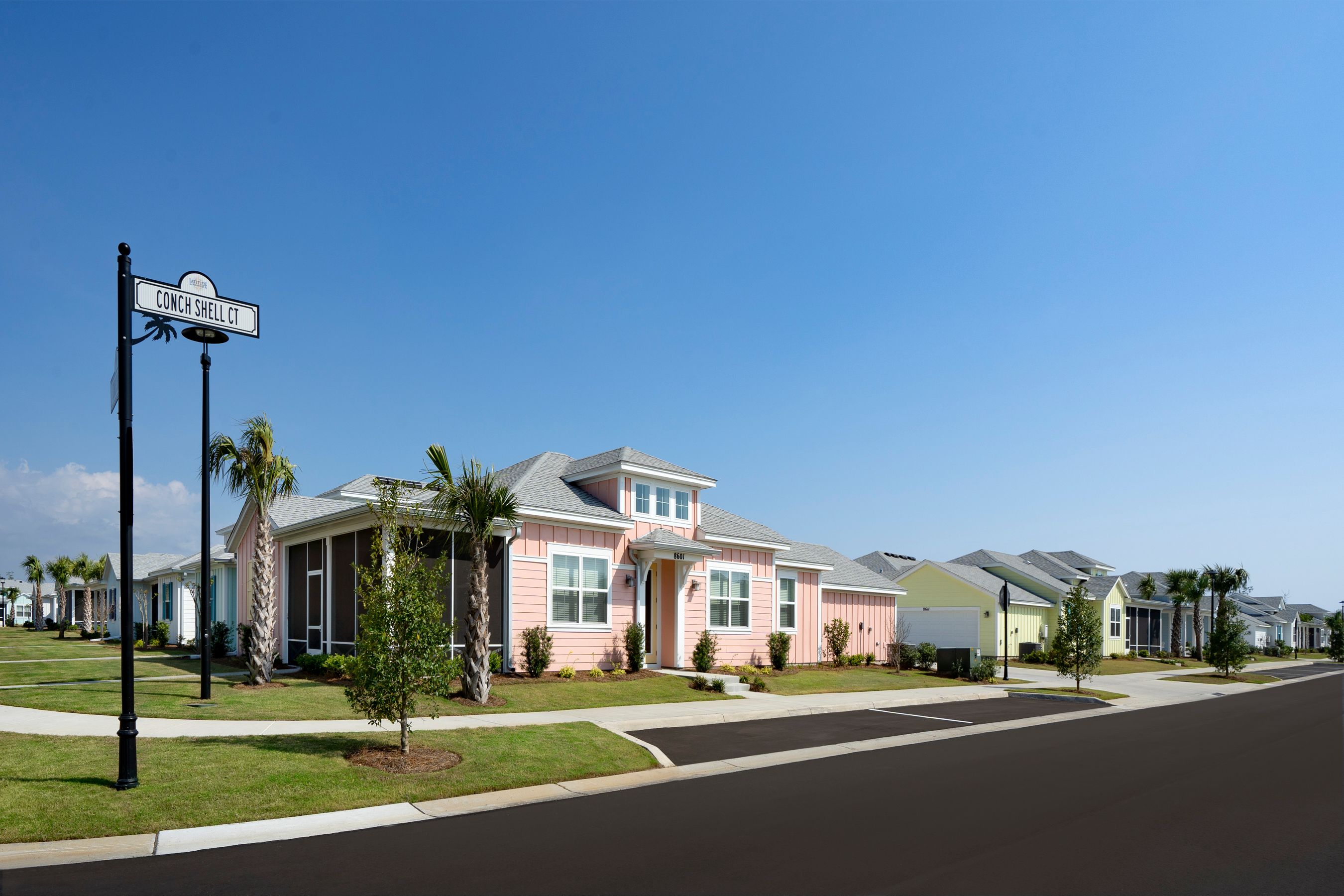 Conch Cottage Streetscape