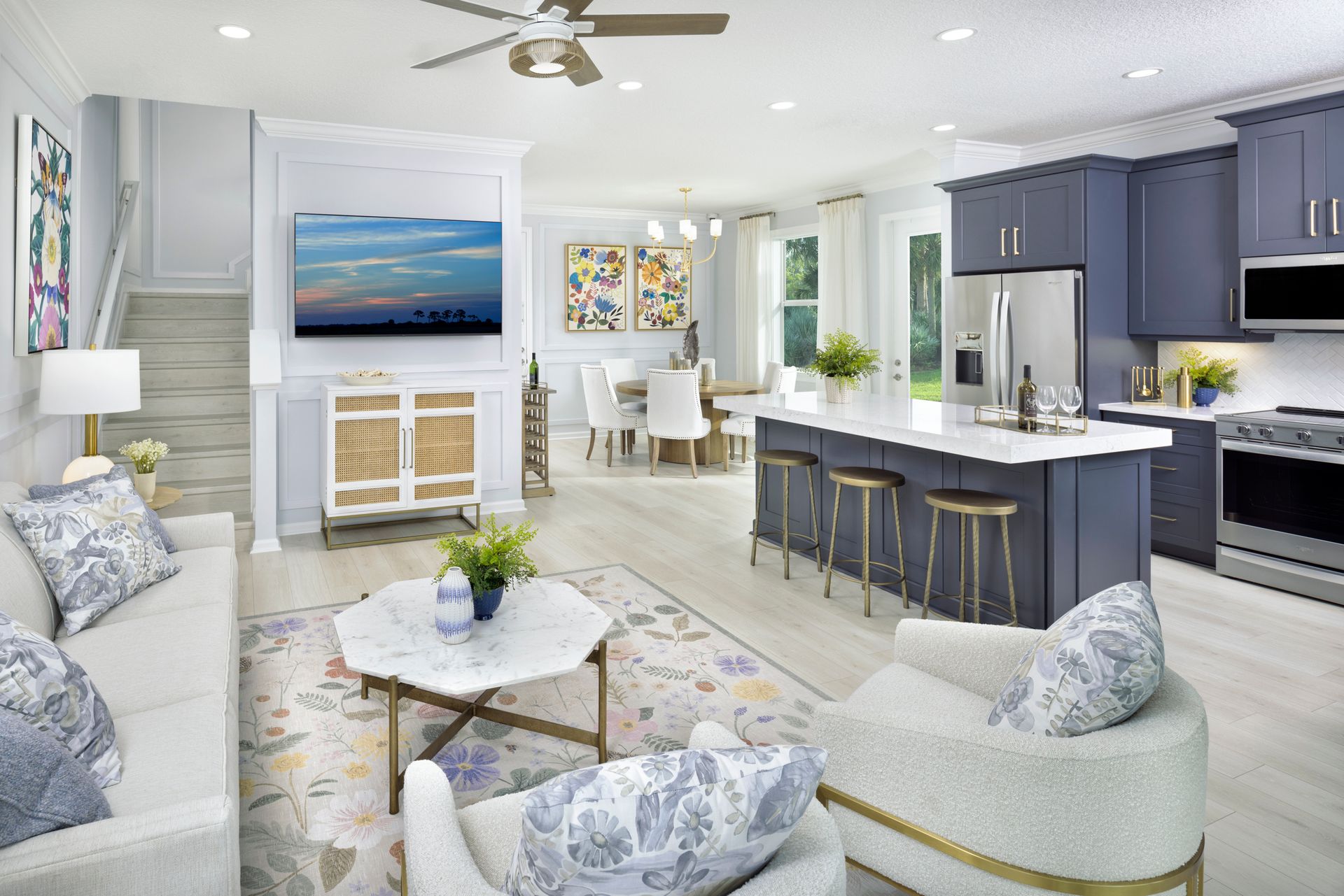 Living Room & Kitchen