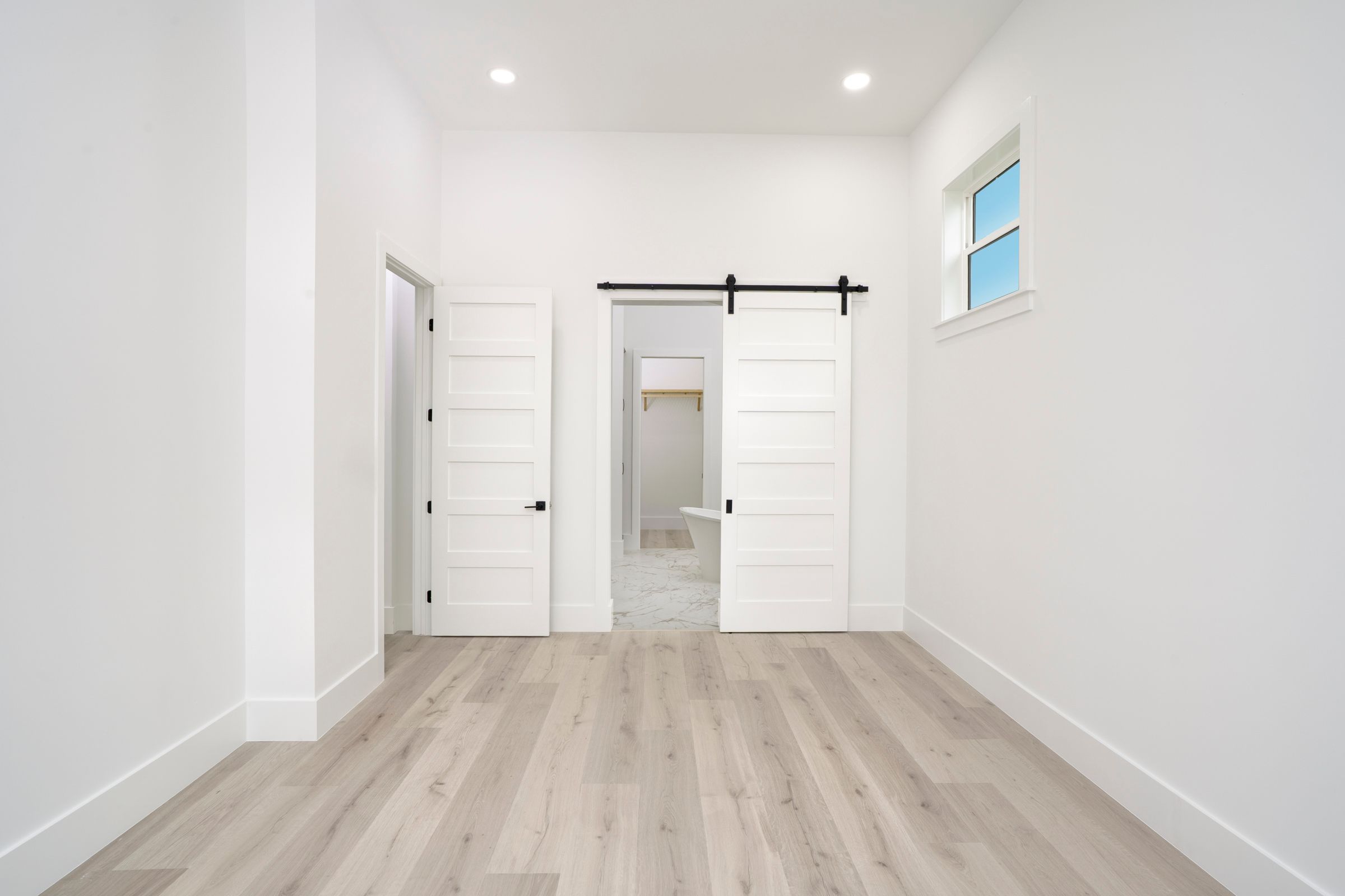 Mainsail Primary Bedroom