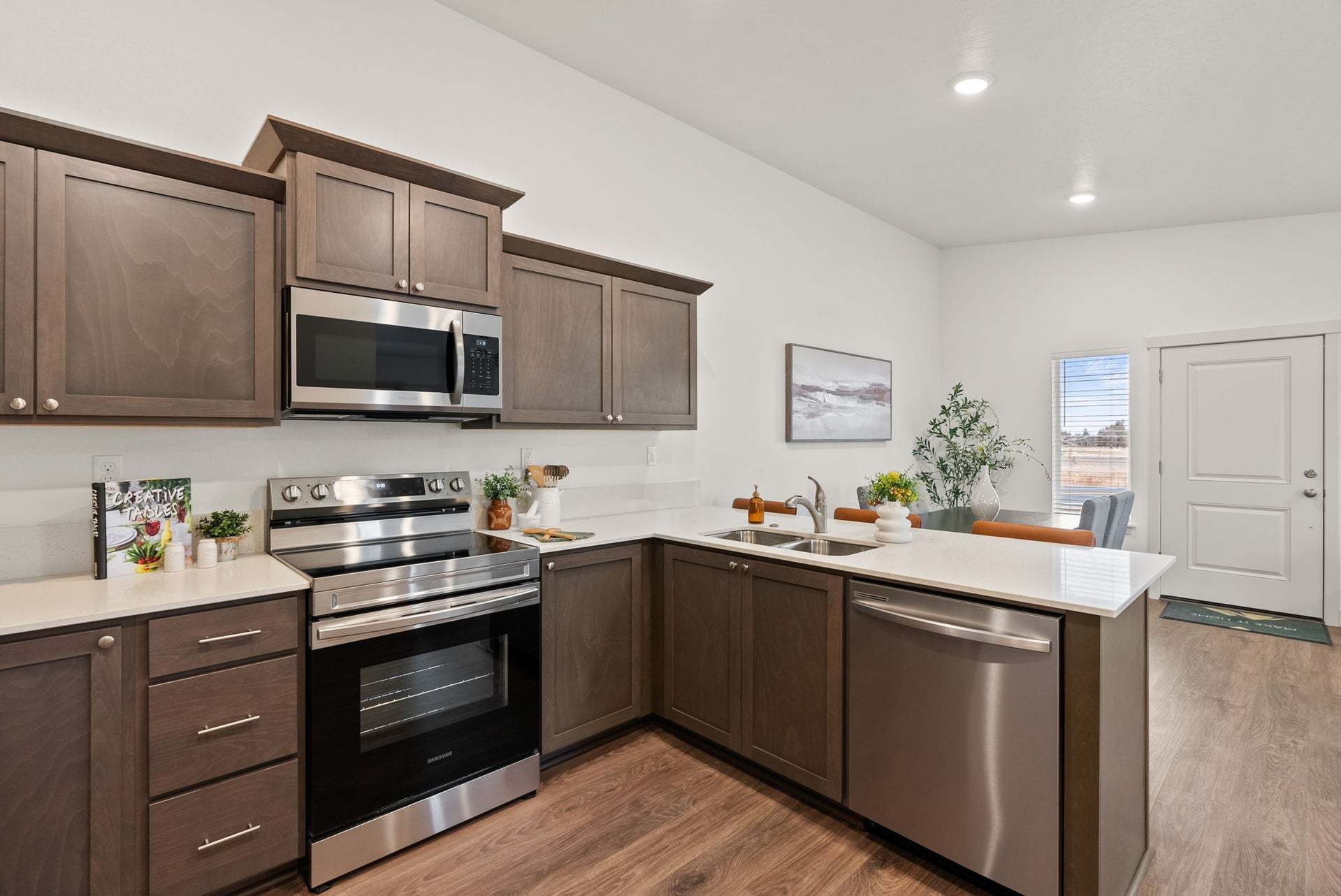 Astoria Kitchen