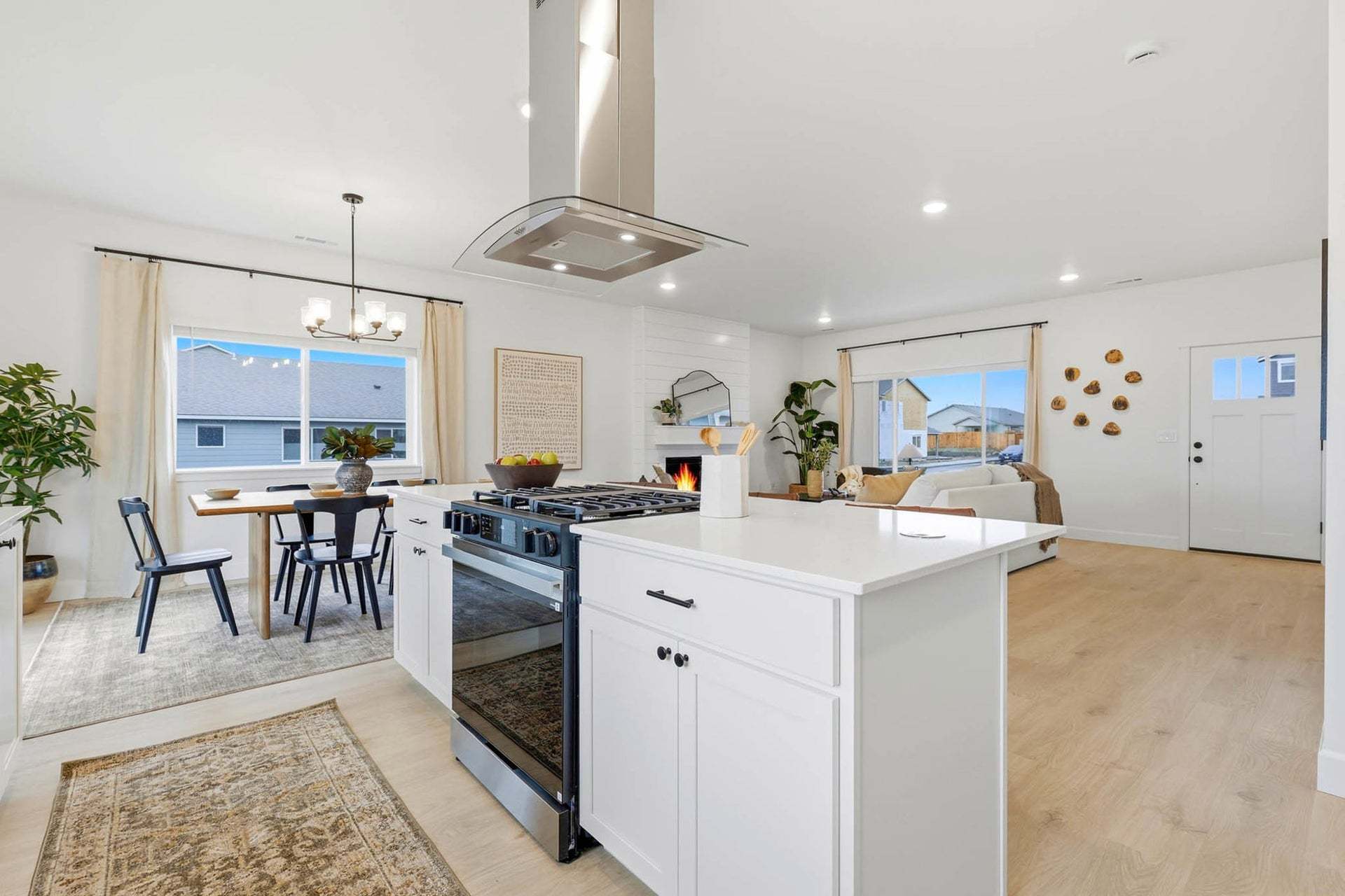 Thielsen Kitchen Island with Gas Range