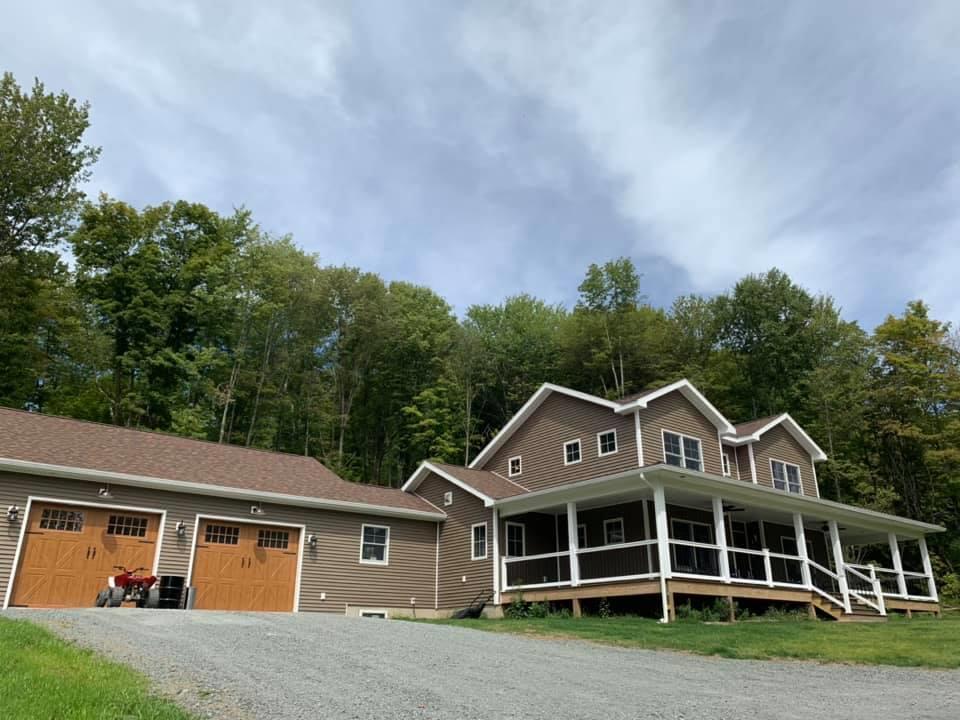 casa en Nepa Builders LLC por Nepa Builders LLC