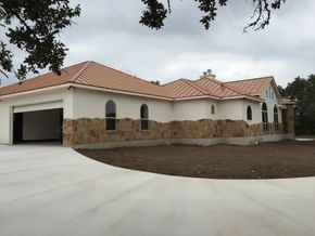 Newman Custom Homes LLC - Yancey, TX