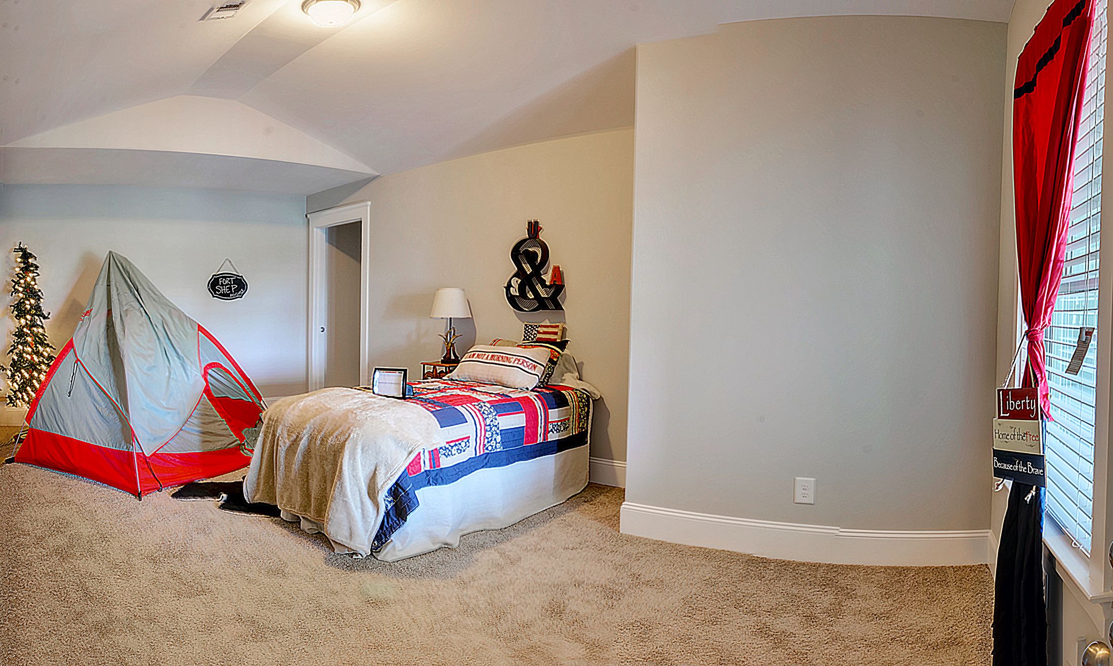 Upstairs Guest Bedroom