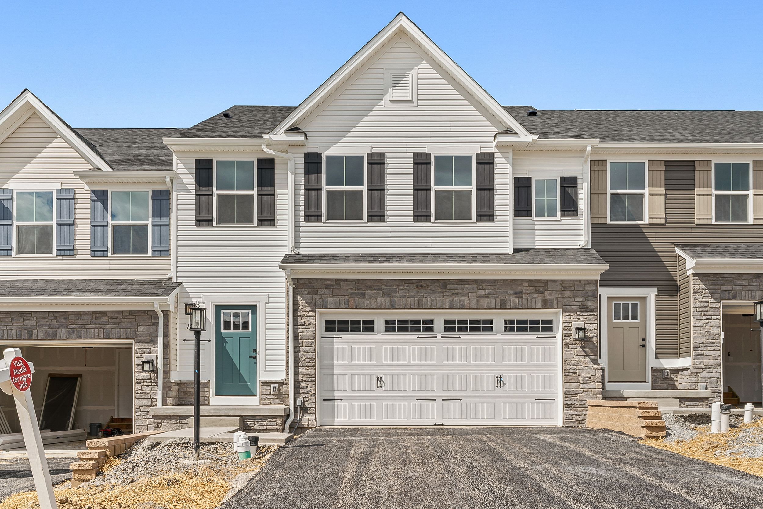 Rosecliff - Castlewood Fields Townhomes: Eighty Four, Pennsylvania - Ryan Homes