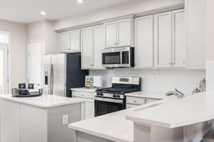 Hepburn - Cedar Hill Townhomes: Brooklyn Park, Maryland - Ryan Homes