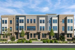 1917 Four Roses St (Mozart Urban 3 Story)