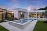 casa en National Custom Homes por National Custom Homes IV