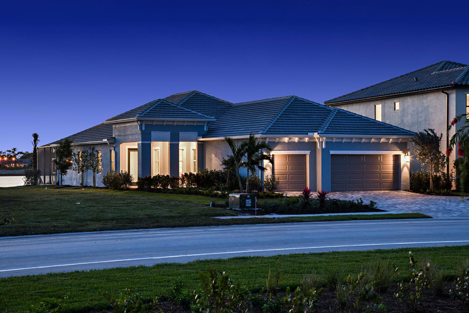 4056 Skysail Drive. Naples, FL 34120