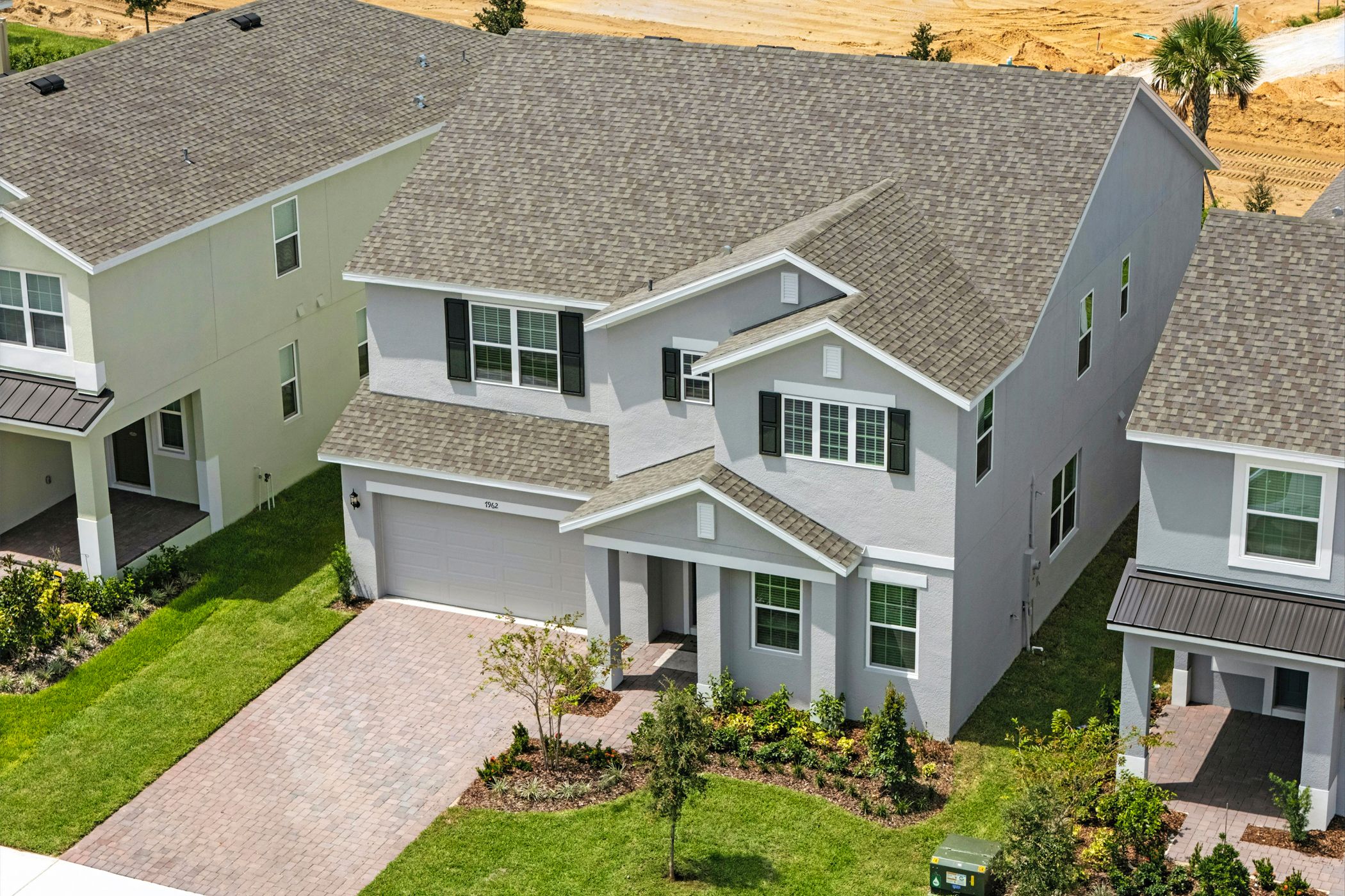 Wilshire Executive - Storey Creek: Kissimmee, Florida - Risewell Homes