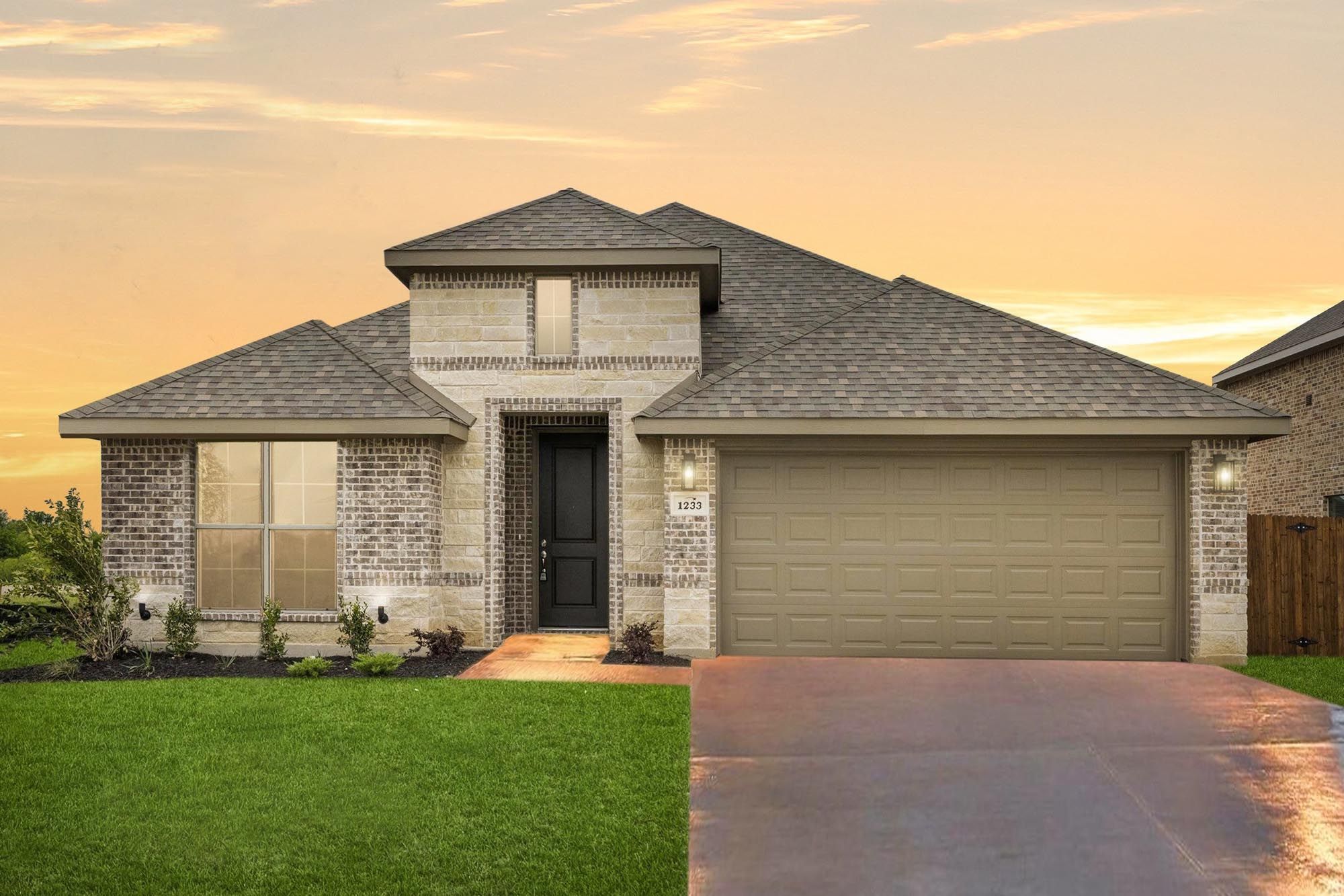 Concept 2186 - Hunters Ridge: Crowley, Texas - Risewell Homes