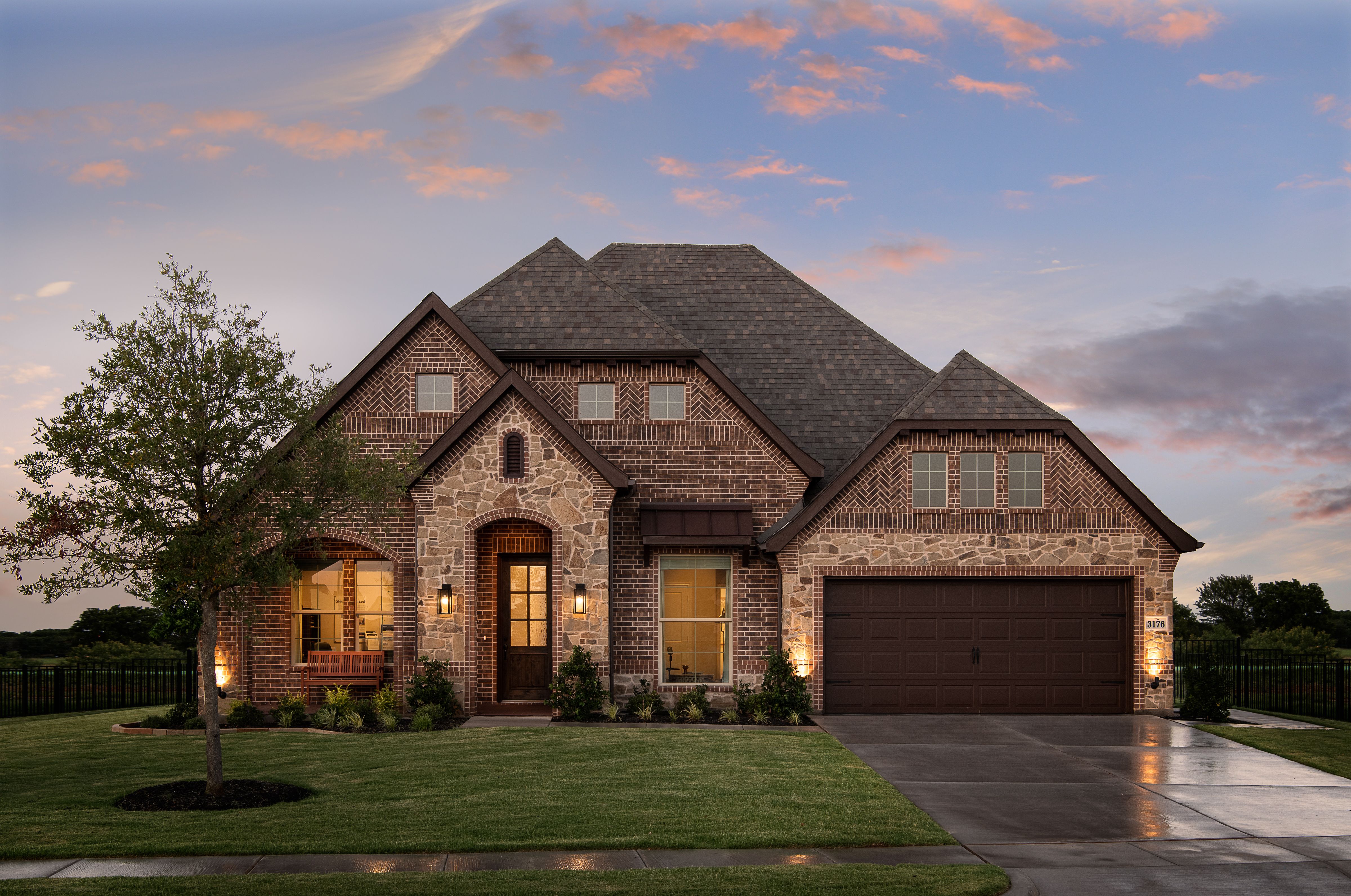Concept 2622 - Abe's Landing: Granbury, Texas - Risewell Homes
