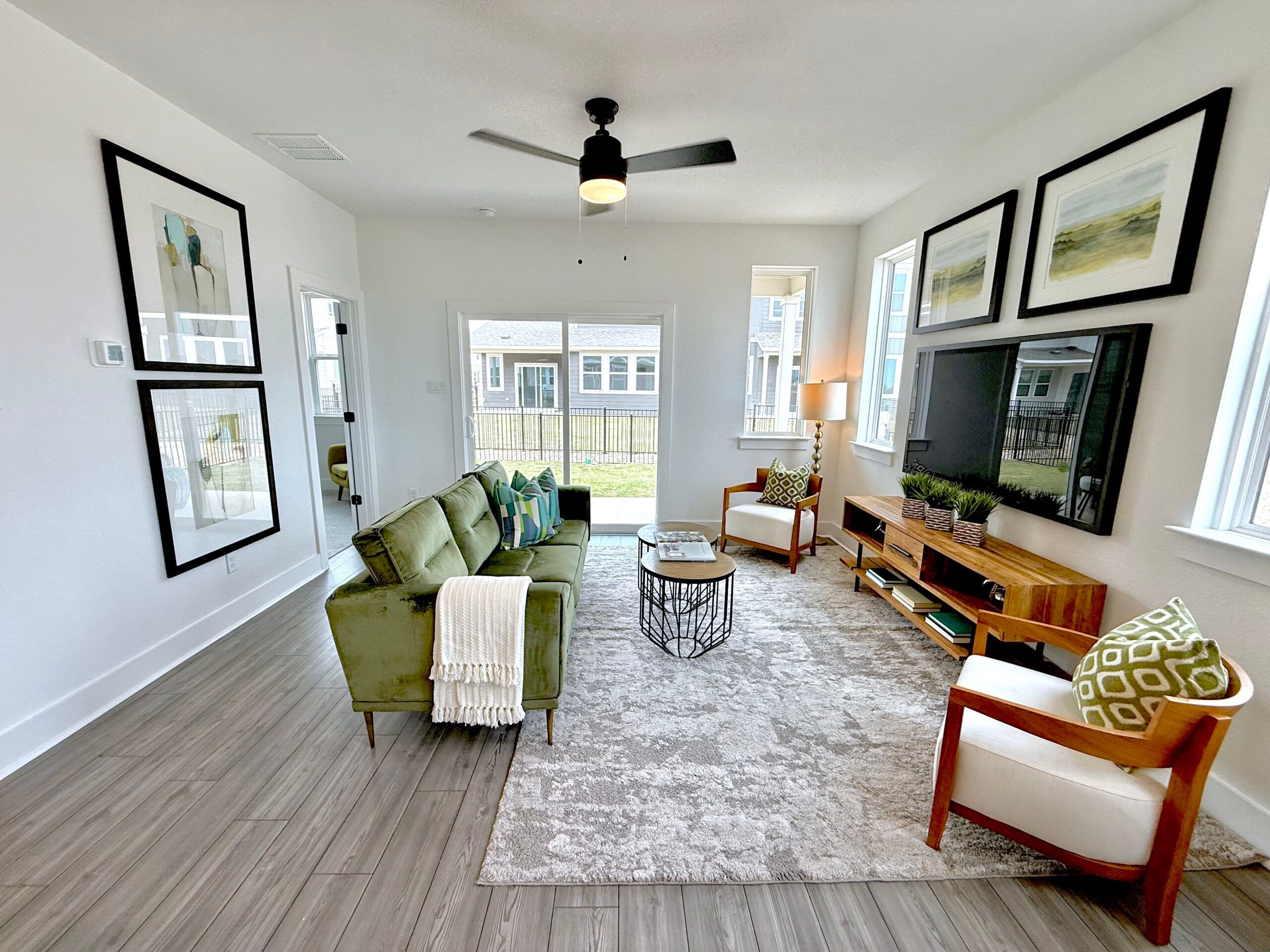 Andrew - Avery Centre: Round Rock, Texas - Risewell Homes