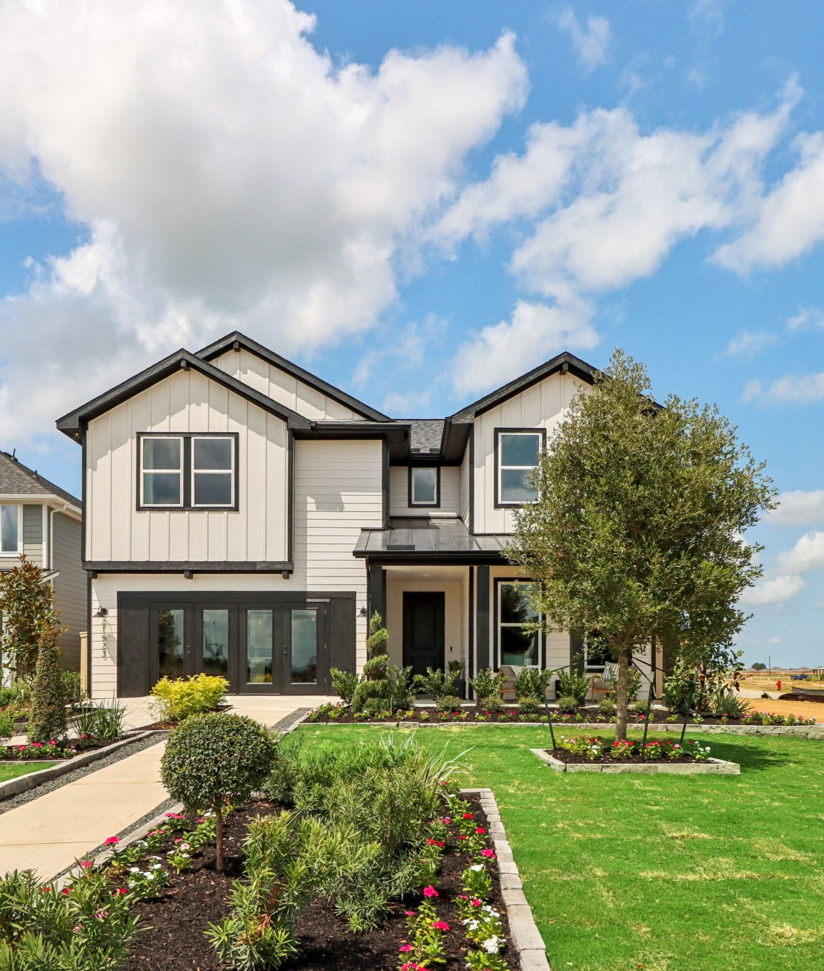 casa en The Residences Collection at Oakberry Trails por Risewell Homes