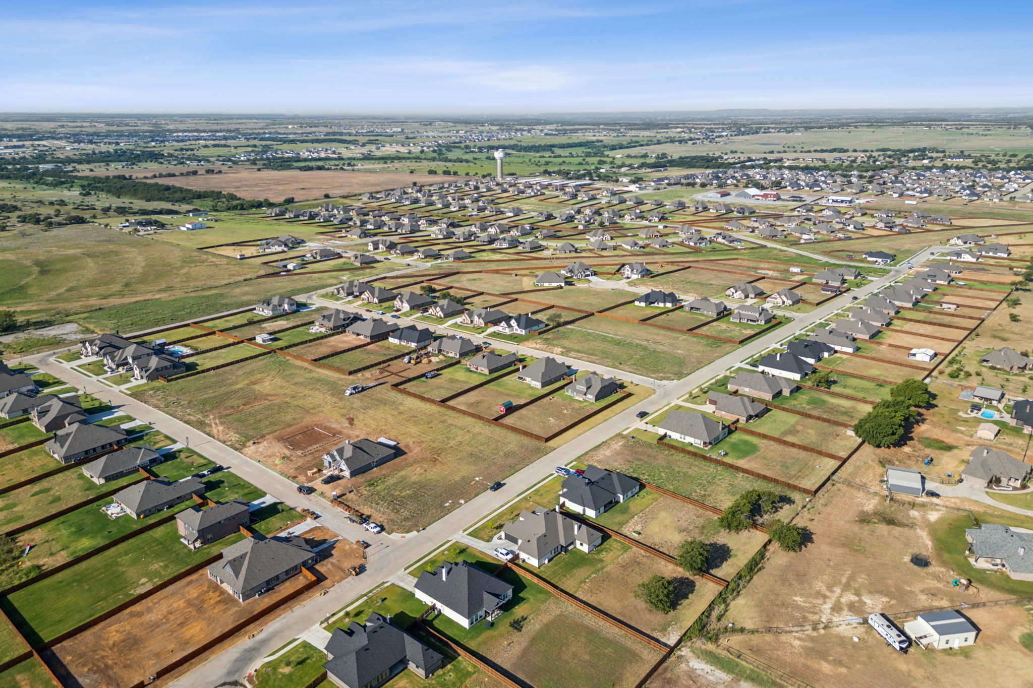 casa en Coyote Crossing por Risewell Homes