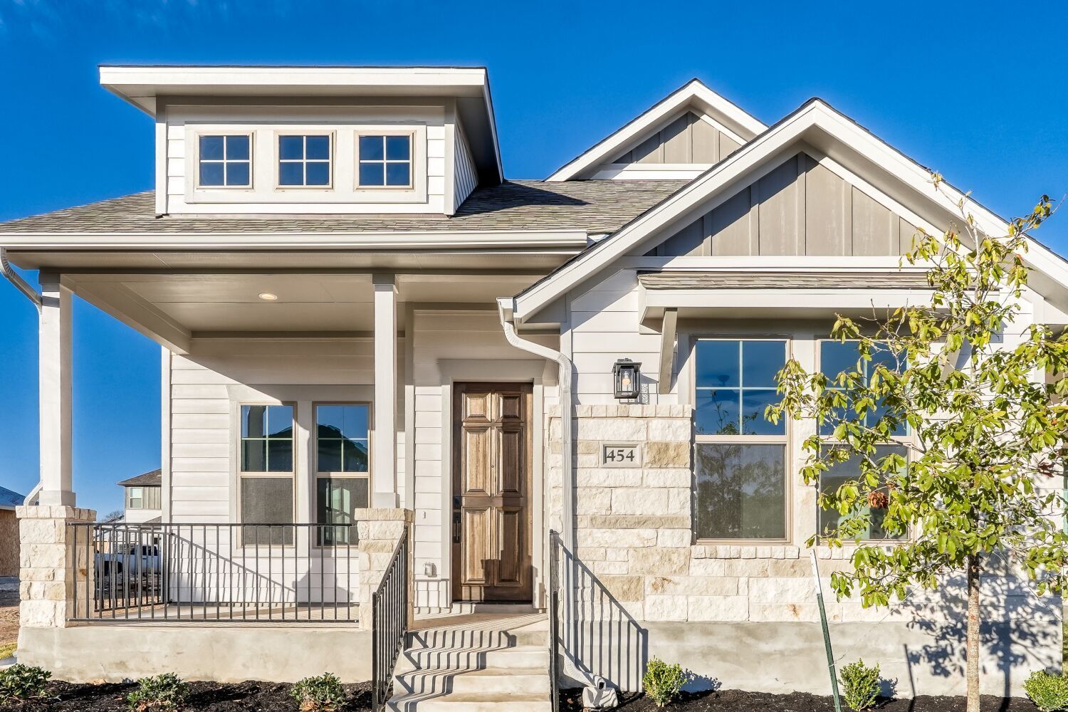 454 Burlington Drive (Falyn)