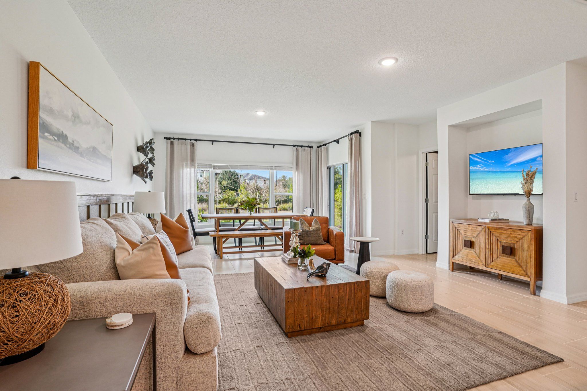 casa en Thompson Village Townhomes por Risewell Homes