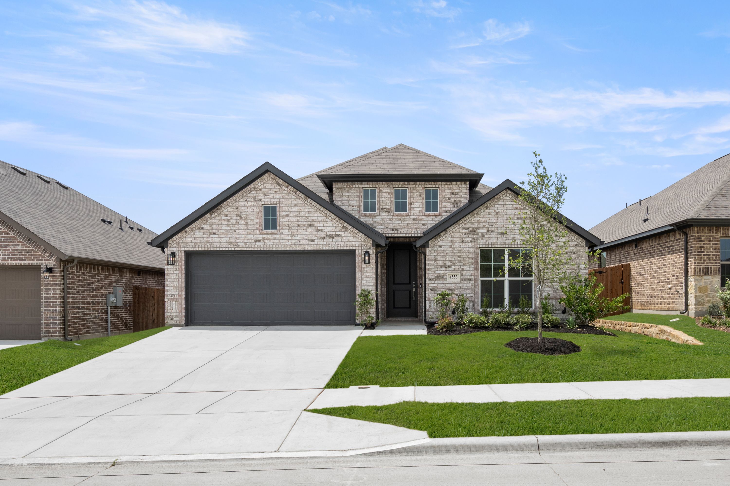 Concept 1790 - Summer Crest: Fort Worth, Texas - Risewell Homes