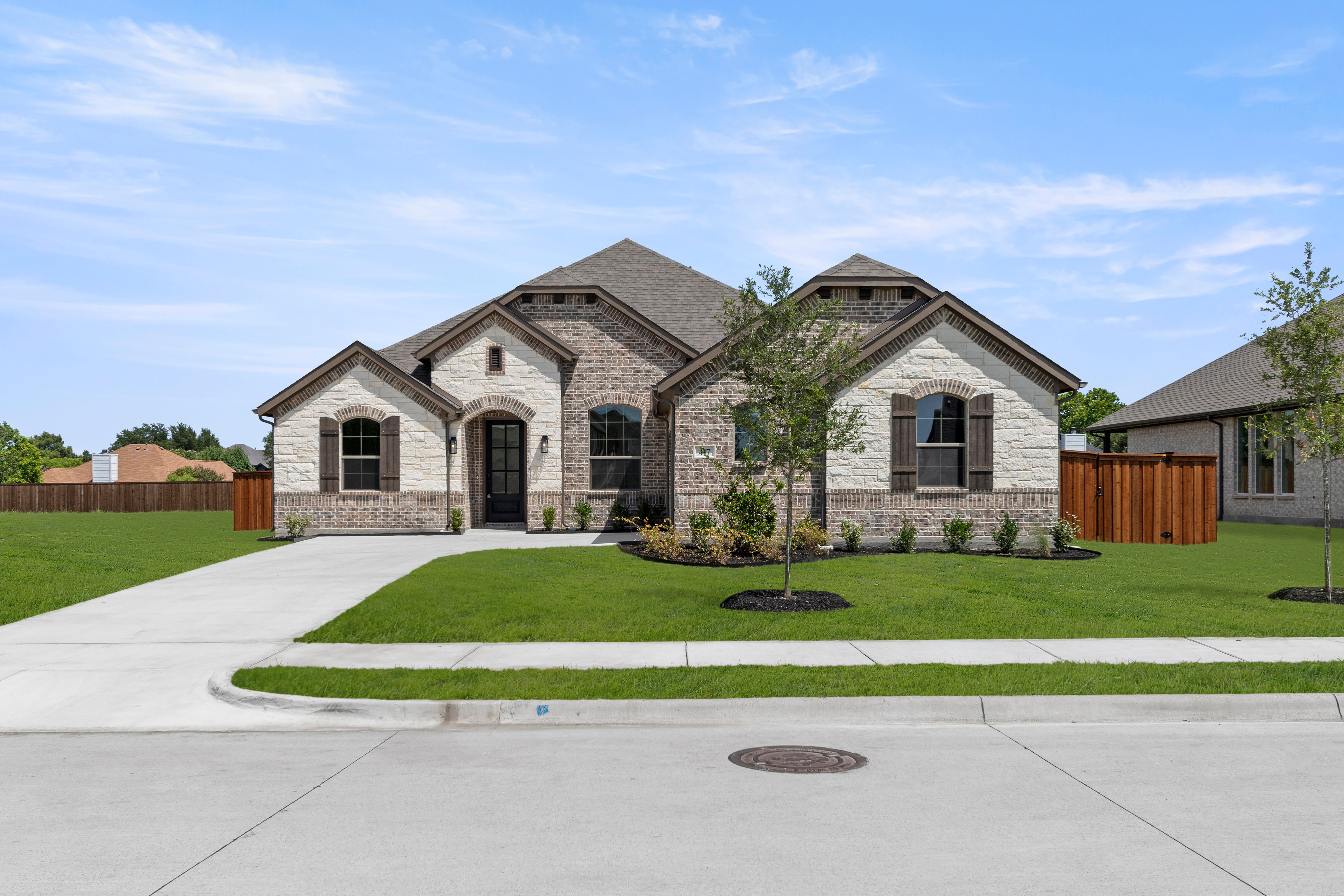 417 Heritage Hill Drive (Concept 2370)