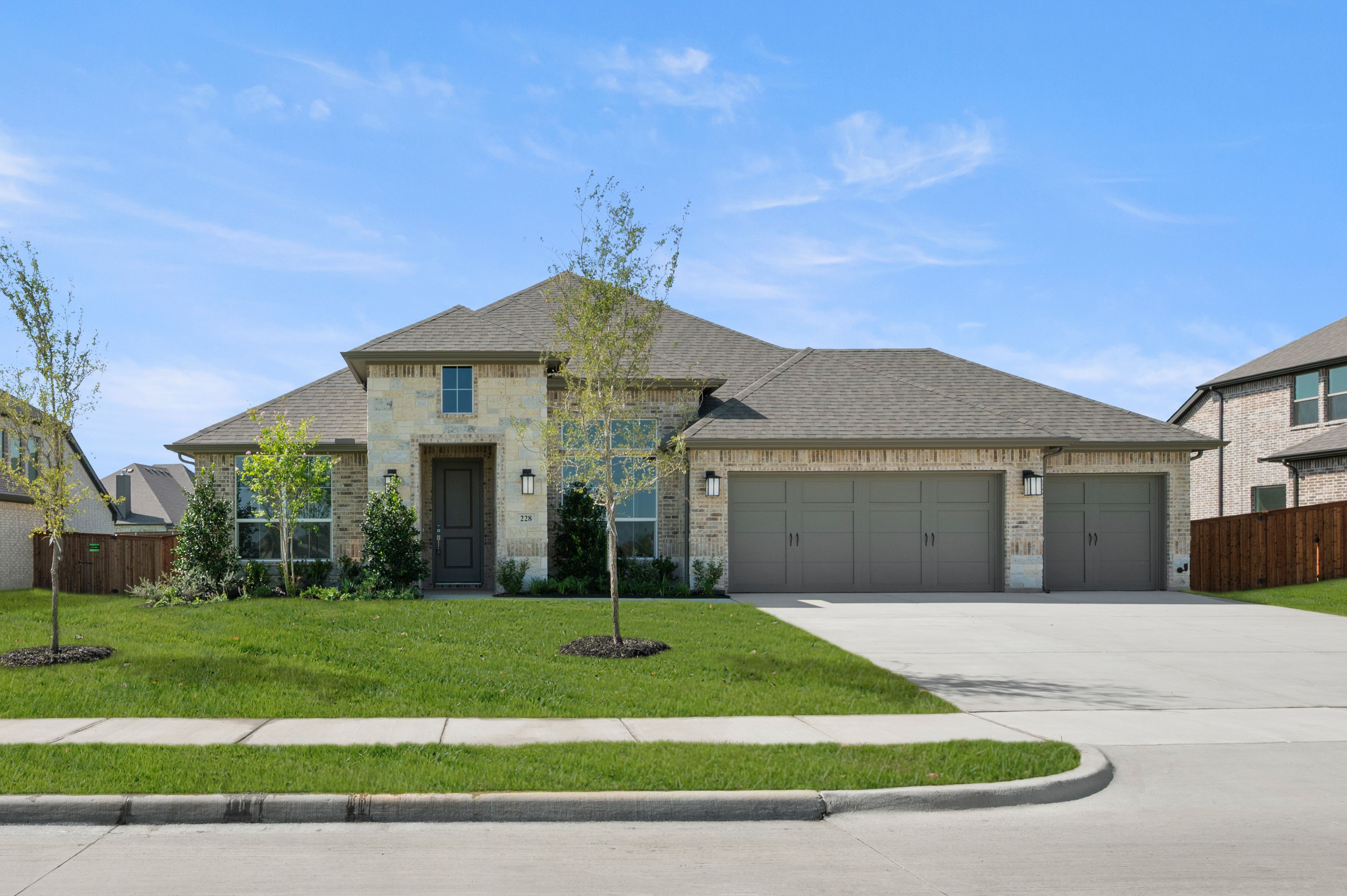 Concept 2464 - Myrtle Creek: Waxahachie, Texas - Risewell Homes