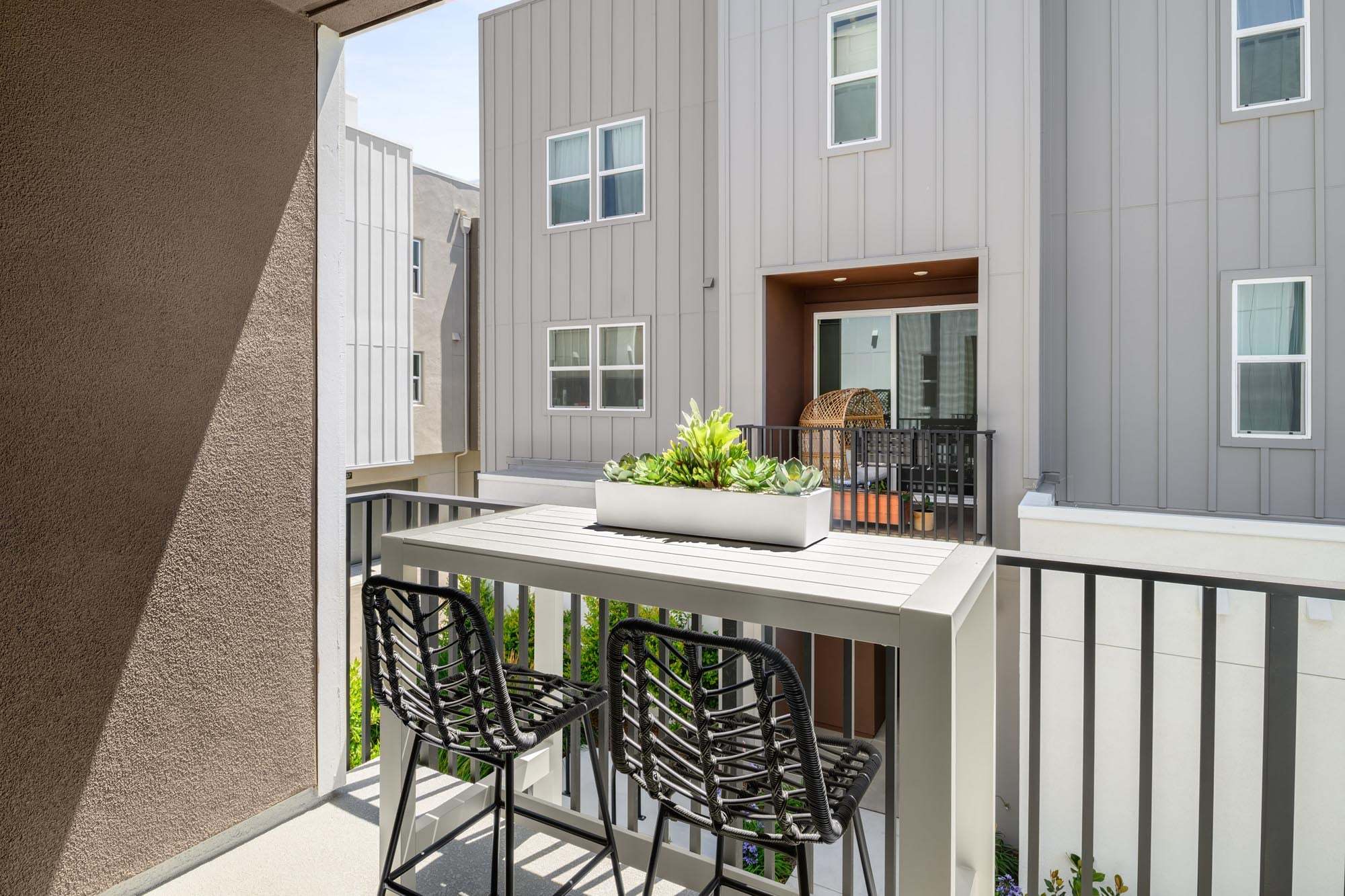 2315 Stanford St. Alameda, CA 94501