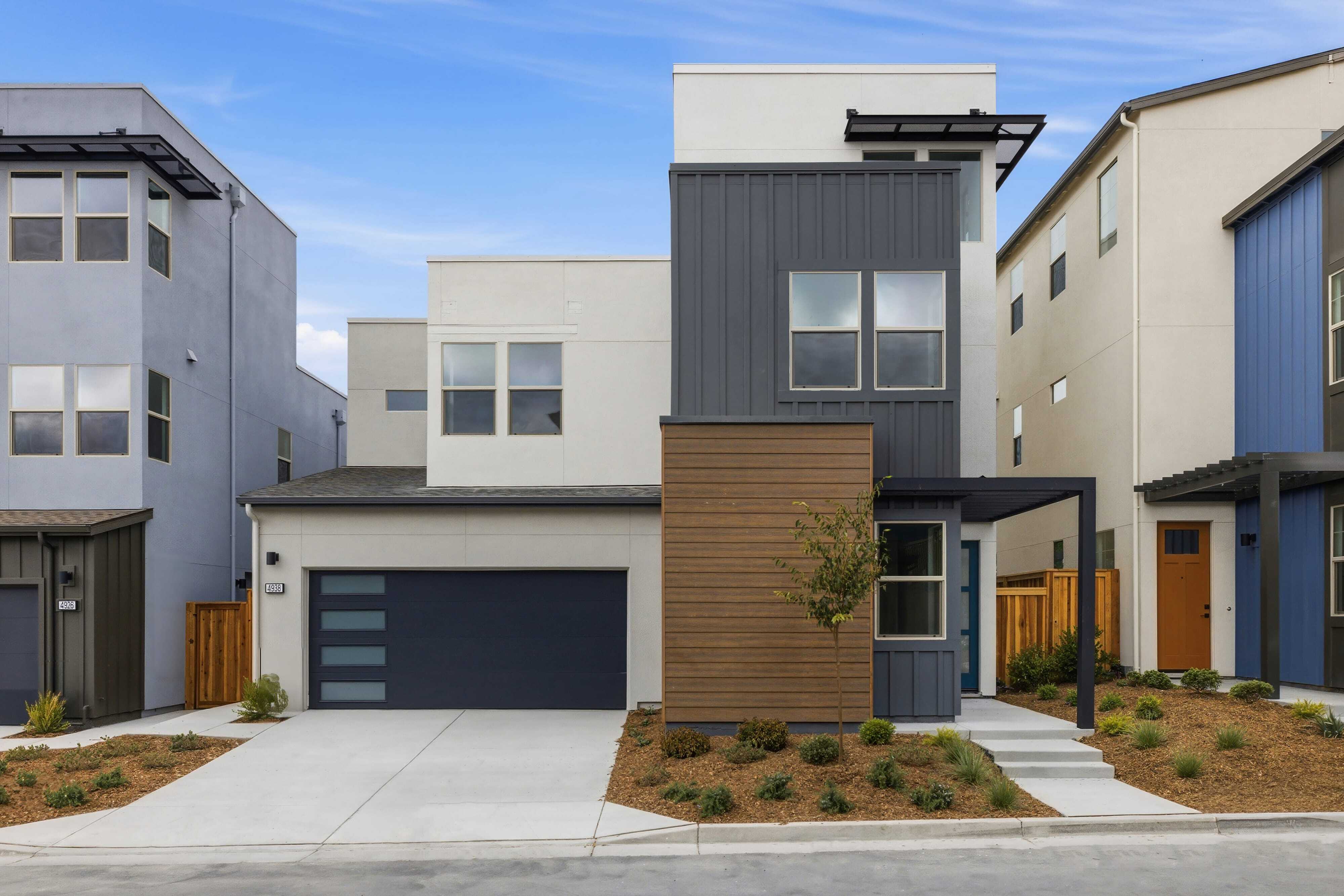 Vantage at the Dublin Centre por Risewell Homes en Oakland-Alameda California