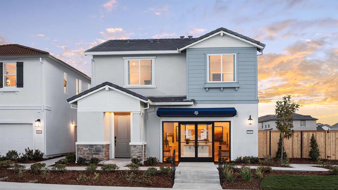 Front Exterior at Plan 3002, Villas at Arbor Ranch