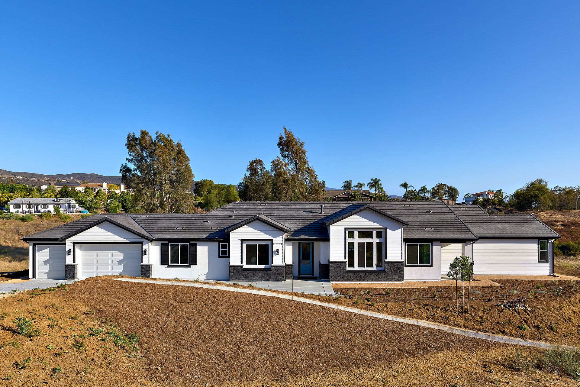Lot 4 