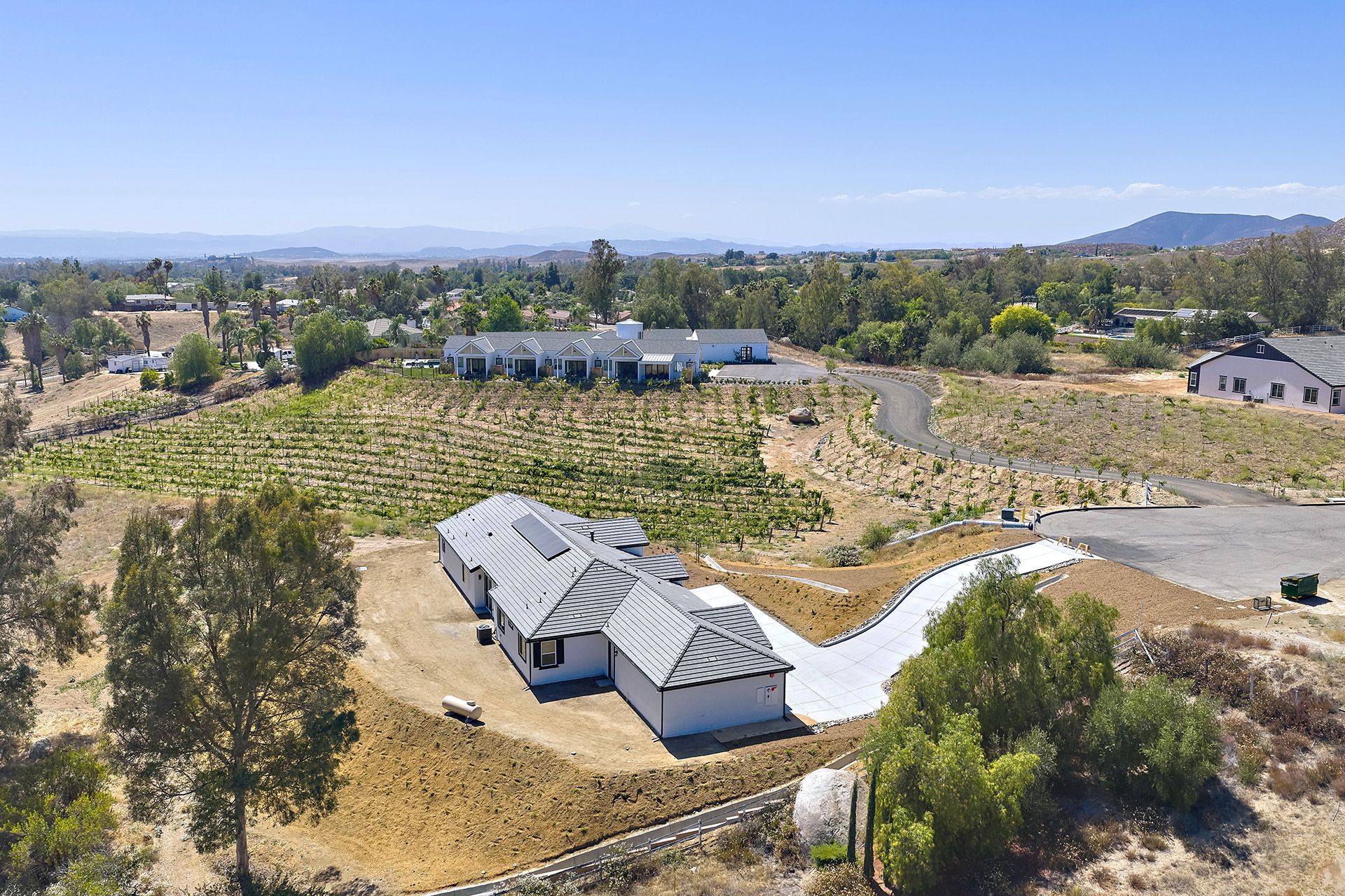 Lot 4 