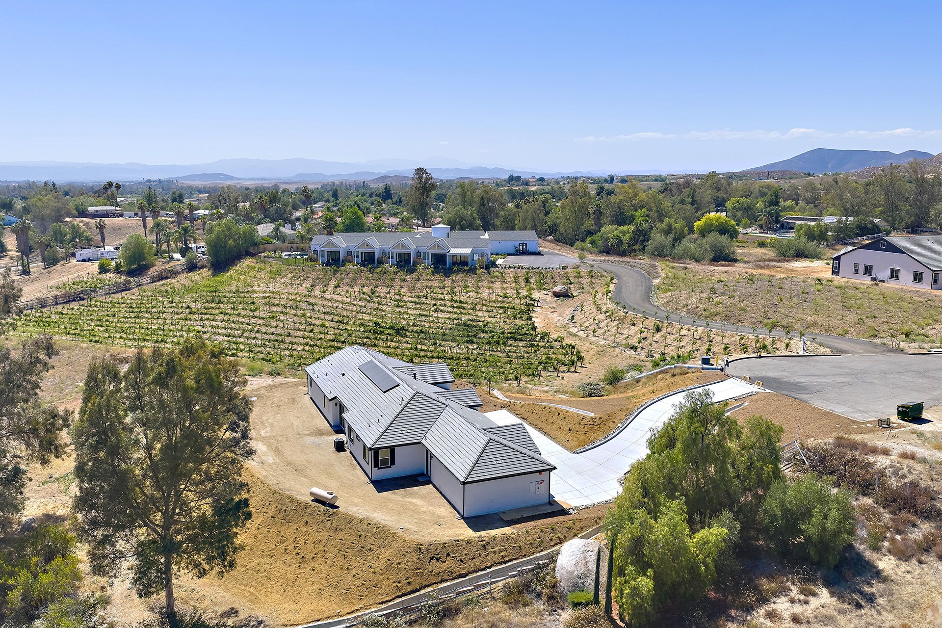 Lot 4 