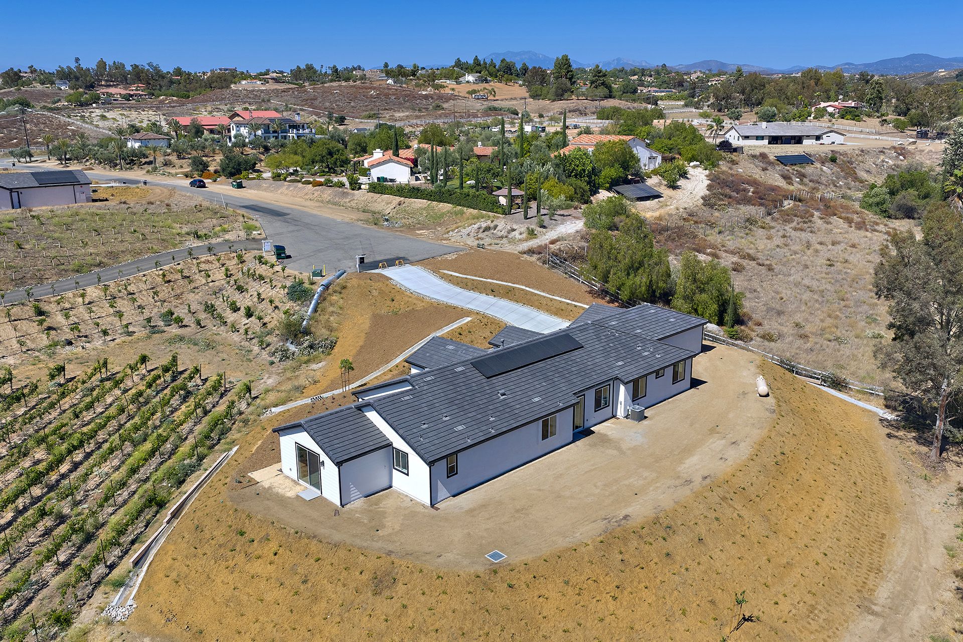 Lot 4 