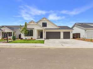 701 Powell Ave (701 Powell Ave)