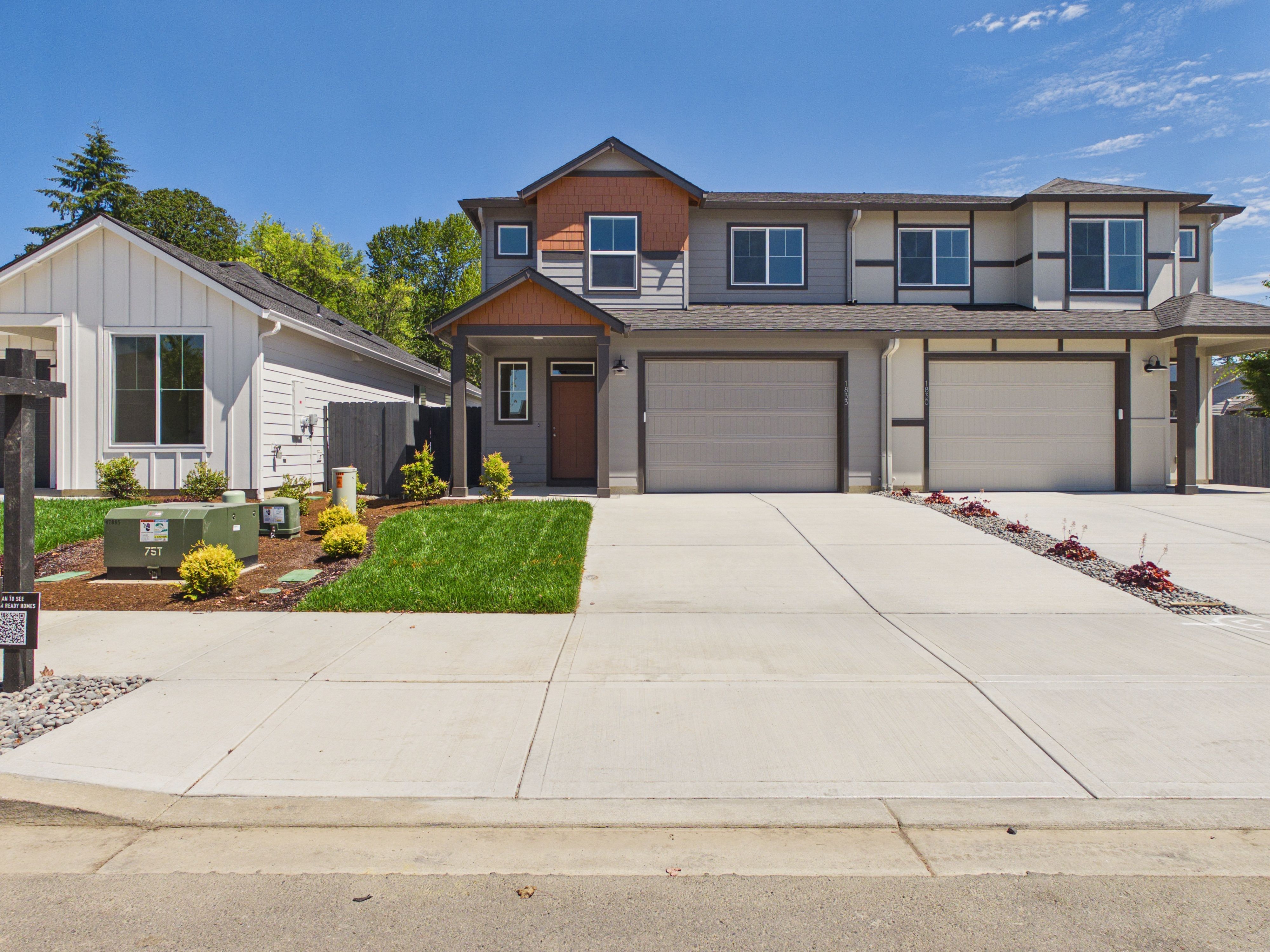 1833 NW 17th Pl (Spruce) Image