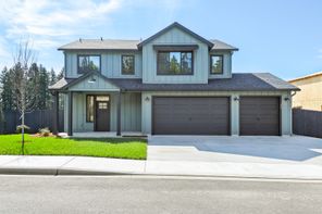 404 W 20TH WAY (Alderwood)