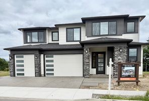 8303 NE 174TH AVE (Laurelhurst)