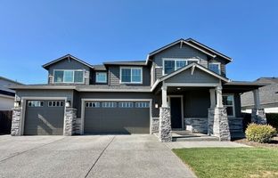 Laurelhurst - Si Ellen Farms: Vancouver, Oregon - New Tradition Homes