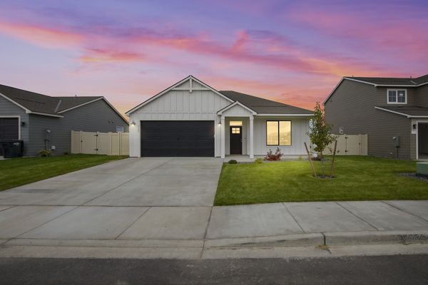 1109 18th St (Parker)