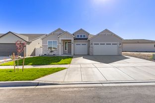 Cashmere - South Orchard at Badger Mountain South: Richland, Washington - New Tradition Homes