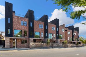 1027 Edwina Justus Loop (The Pacific)