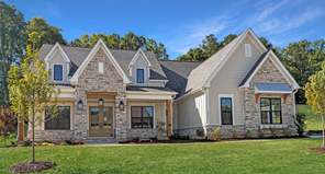 452 Voyager Lane NE (Belmont)