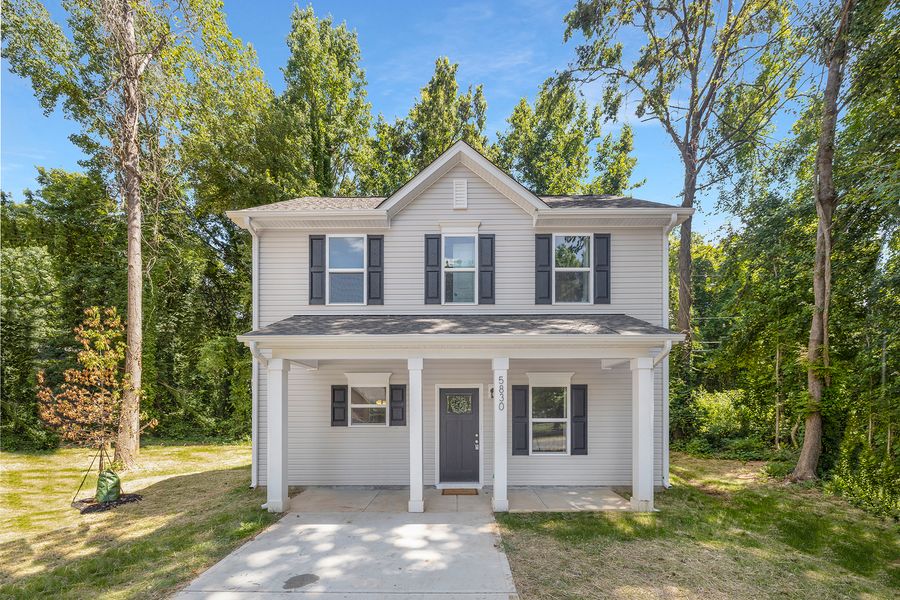 3354 W Sugar Creek Rd, Charlotte, NC 28269 floor plan